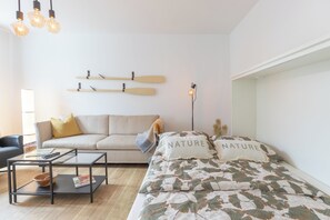 1 chambre, fer et planche à repasser, Wi-Fi gratuit, draps fournis