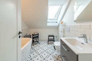 Bathroom - Die Ferienwohnung "gretes Dackstuuv" in Garding für bis zu 4 Personen (Garding)
