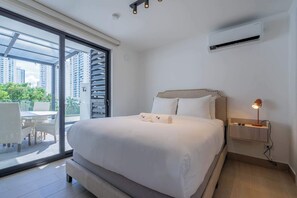 1 室のベッドルーム、デスク、アイロン / アイロン台、WiFi