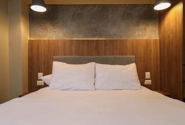 1 bedroom, iron/ironing board, WiFi, bed sheets - w* | Classic Loft w/AC in San Isidro (San Isidro)
