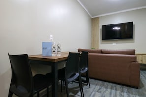 Dining - w* | Tranquil 1BR w/AC in San Isidro (San Isidro)