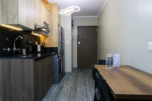 Fridge, microwave, stovetop, coffee/tea maker - w* | Tranquil 1BR w/AC in San Isidro (San Isidro)