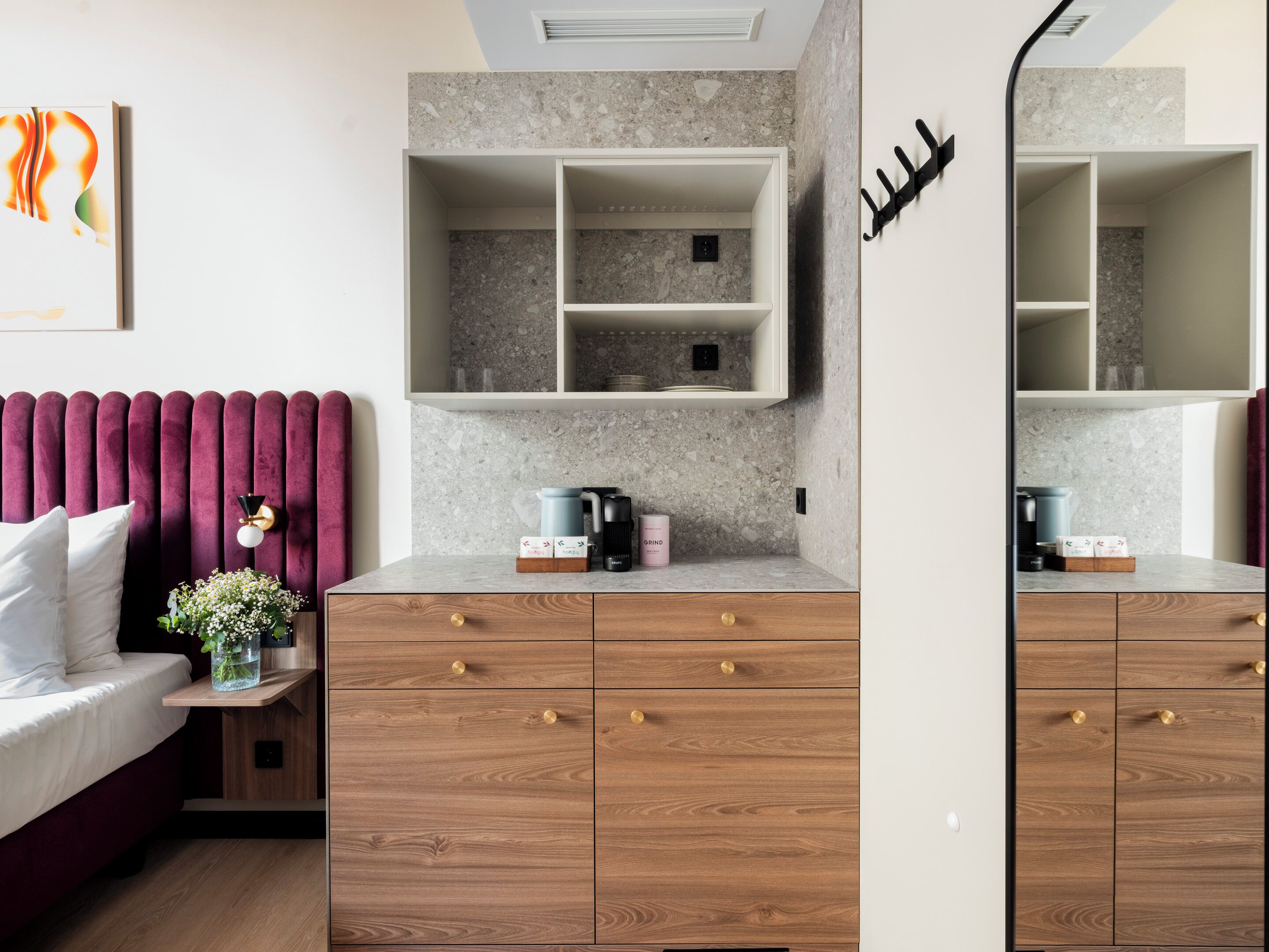 Medium Room - Accessible | Private kitchenette