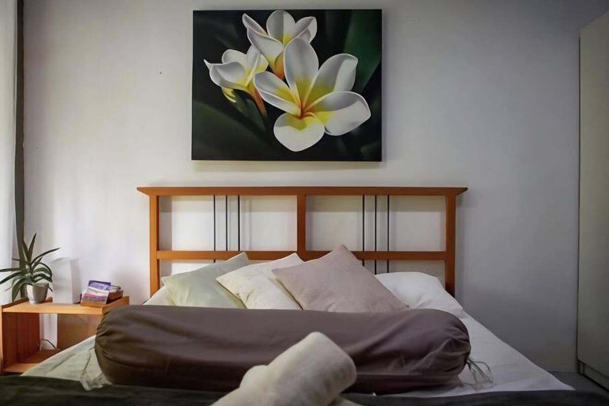 2 kamar tidur, Wi-Fi gratis, dan seprai linen