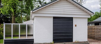 Sfeervolle bungalow op vakantiepark Baarland