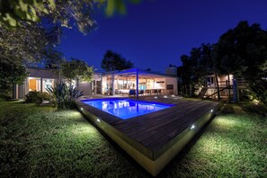 Outdoor pool, a heated pool