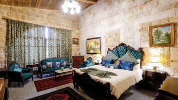 Suite Studio Royale, 1 trĂšs grand lit, balcon, vue mer