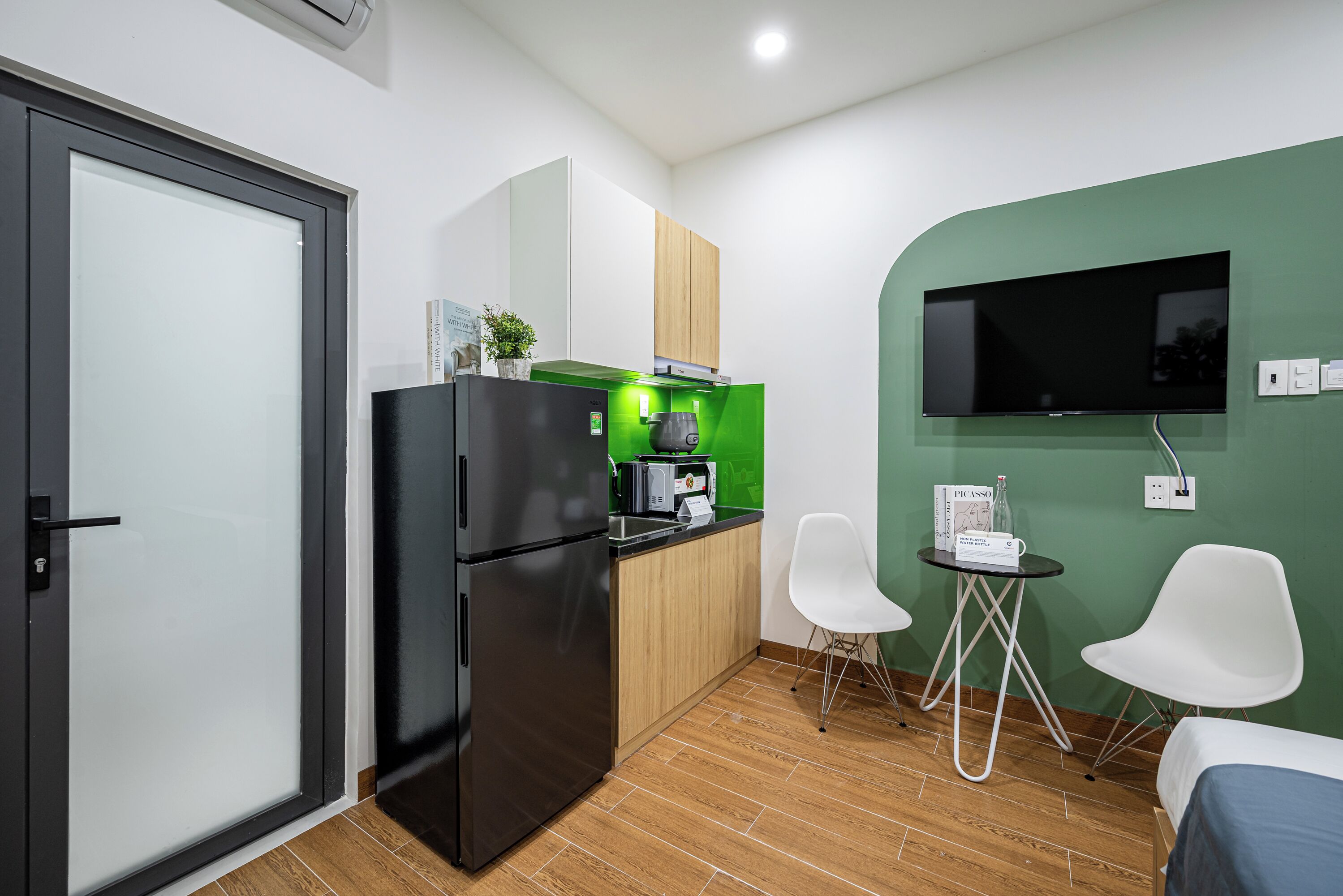 高級開放式客房 | 私人廚房 | 雪櫃、微波爐、電飯煲、清潔用品