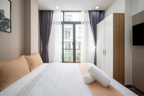 Deluxe Studio, City View | Free WiFi, bed sheets