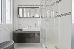 تجهيزات دش، مناشف