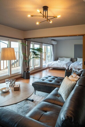 Living area - Private Lodging HAN (Toyako)