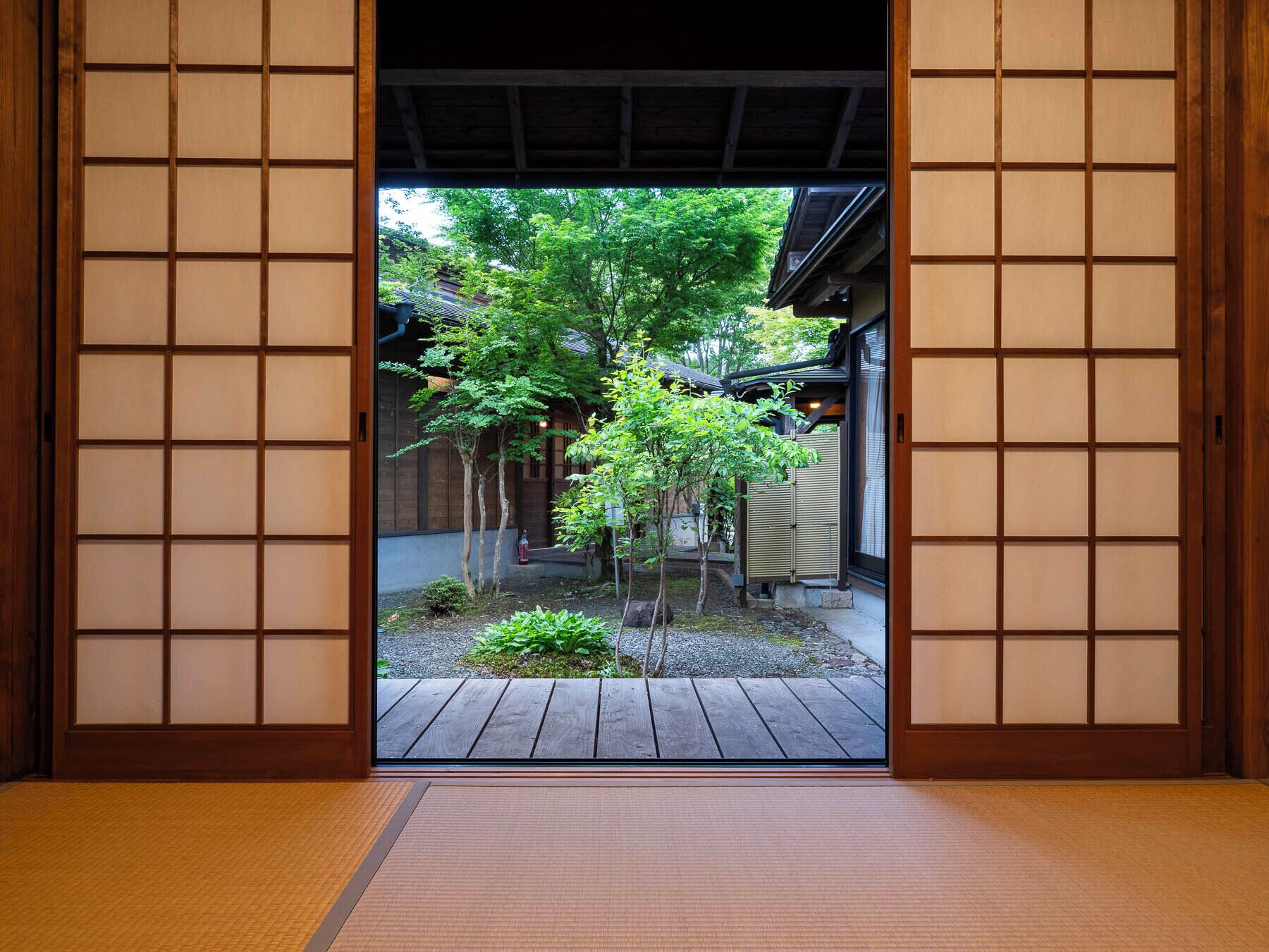 Superior Triple Room, Smoking, Terrace | Free WiFi, bed sheets