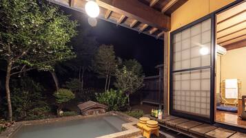 Superior Triple Room, Smoking, Terrace | Bathroom | Separate tub and shower, spring water tub, hair dryer, towels