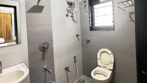 Slippers, towels, soap, shampoo - Hsquare Service Apartment Malad (Mumbai)