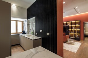 Interior - Luxury Rhome (Roma)