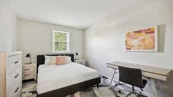 2 bedrooms, desk, iron/ironing board, travel crib