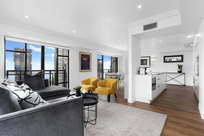 Two Bedroom Apartment with Parking | 2 bedrooms, free WiFi - Metropolis Apartments by Urban Rest (Auckland)