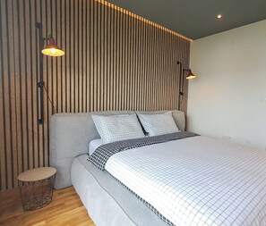 1 bedroom, iron/ironing board, WiFi, bed sheets - Stylish One Bedroom Apartment (Podgorica)