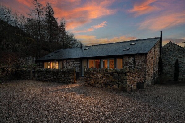 Exterior - Beautiful Renovated Barn within the Countryside (Conwy Principal Area)