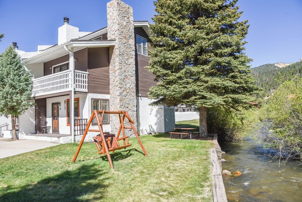 Exterior - Claim Jumper #11 Townhouse (Red River)