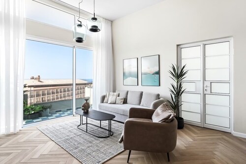 Private Parking Sunsets Paradise 2BR | Shelter