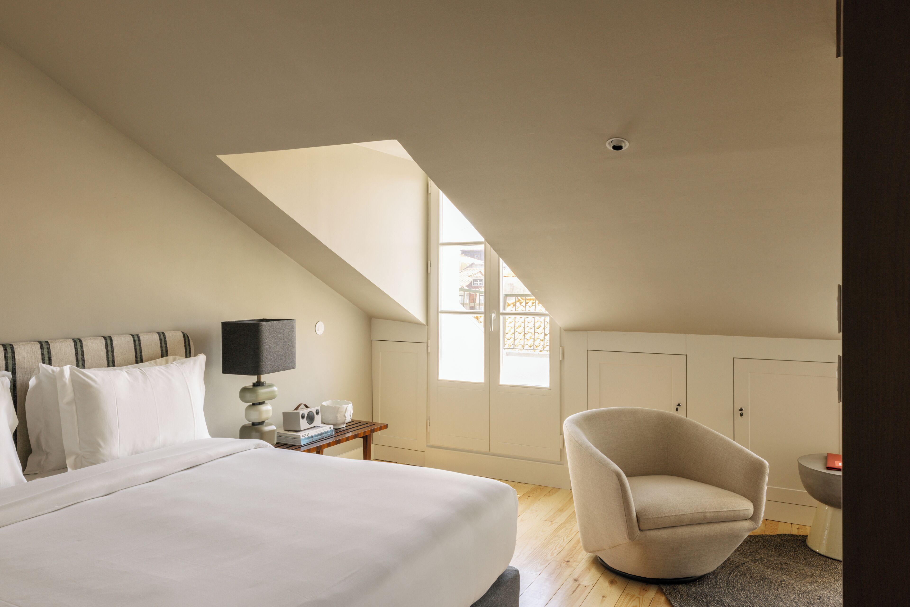 Loft | In-room safe, soundproofing, iron/ironing board, free WiFi