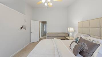 3 bedrooms, iron/ironing board, free WiFi, bed sheets