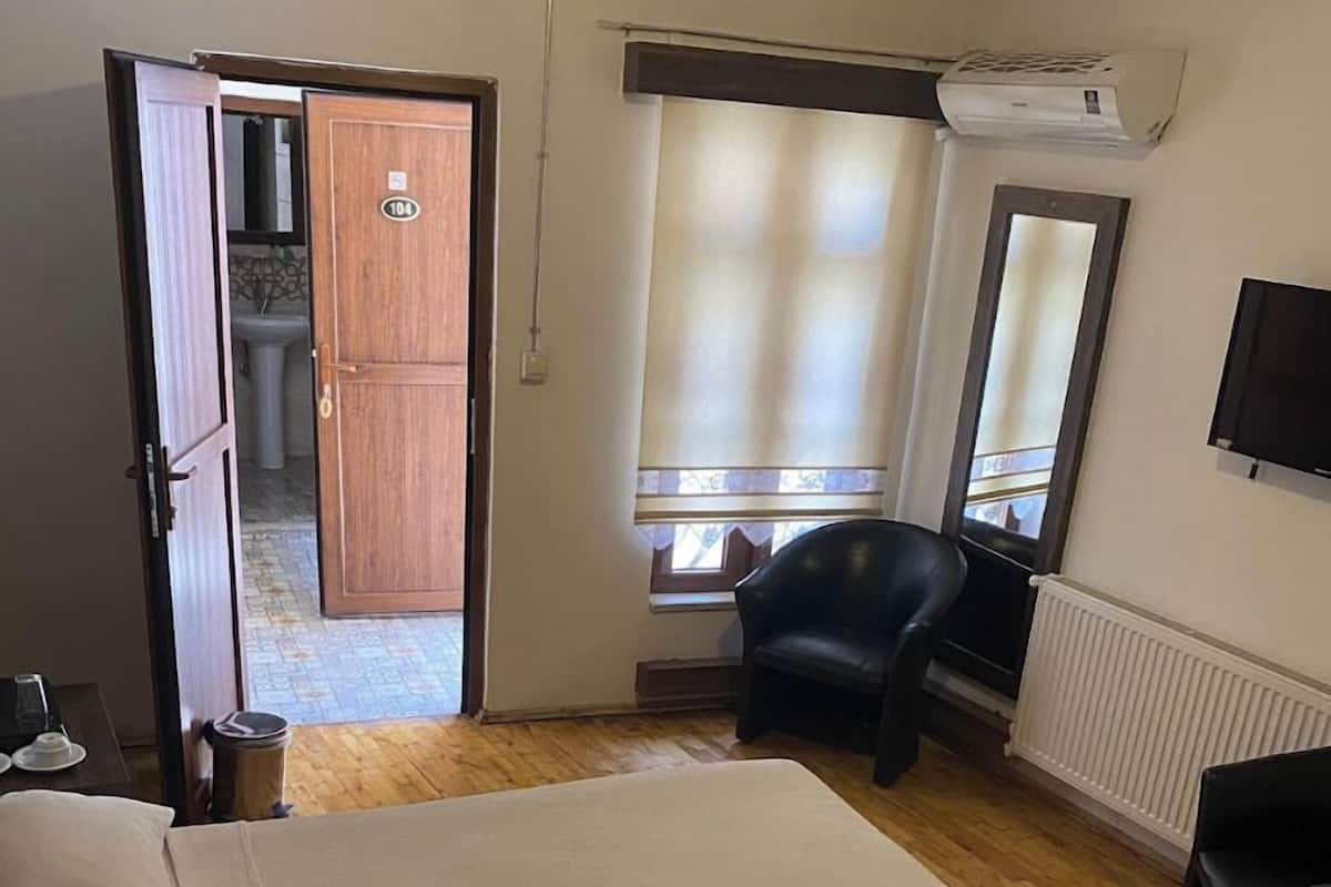 Family Triple Room | Free WiFi