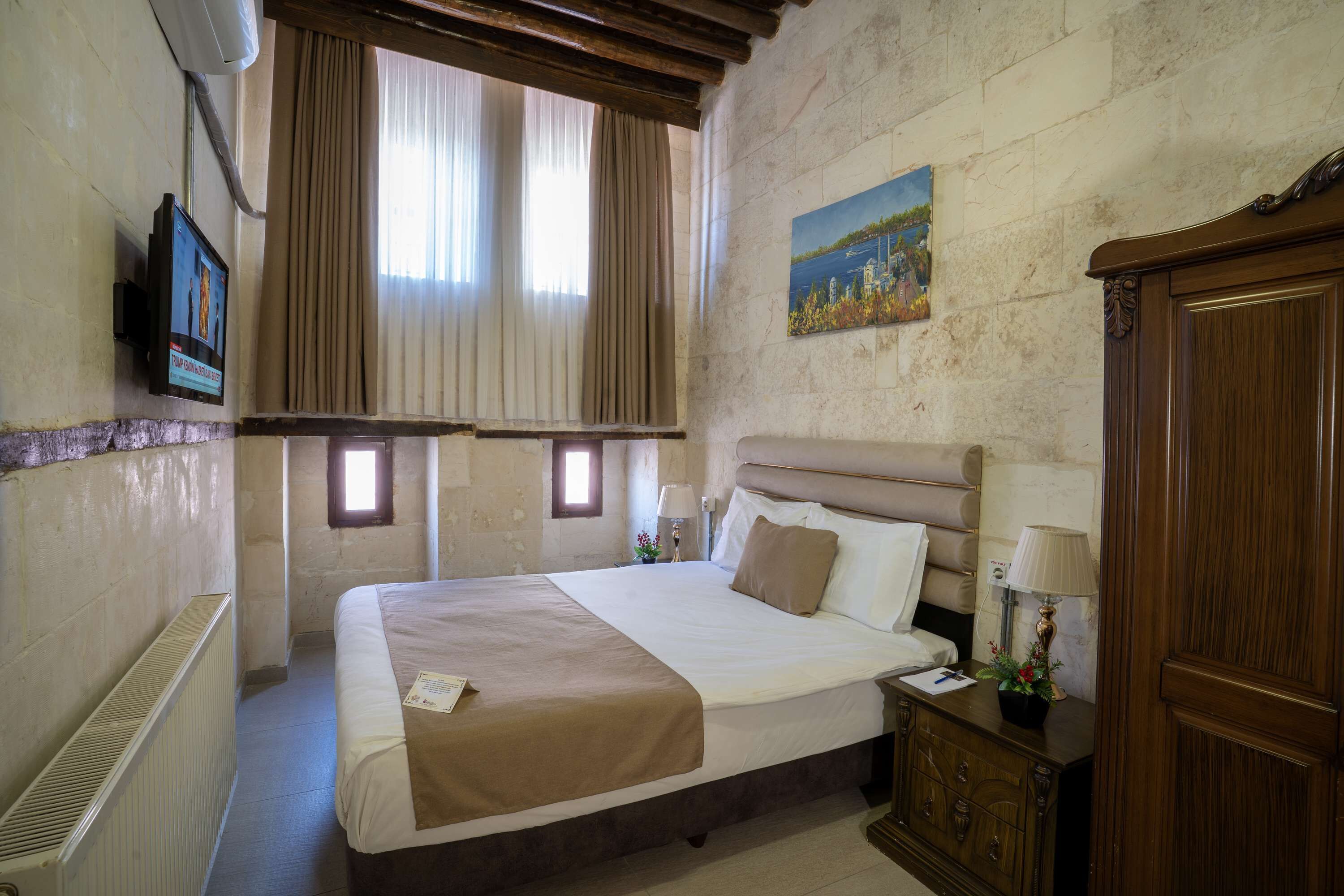Standard Double or Twin Room | City view from property
