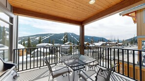 Outdoor dining - Luxurious, Village Center Home! (Sun Peaks)