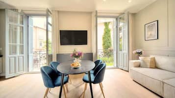 Smart TV, offices