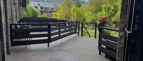 Terassi/patio