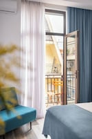 1 quarto, roupas de cama premium, escrivaninha