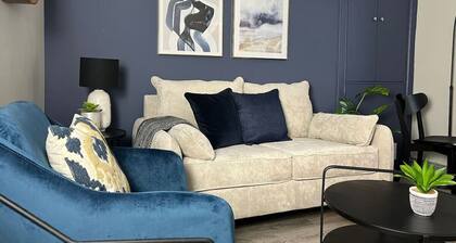 Cozy, stylish central apartment: free parking