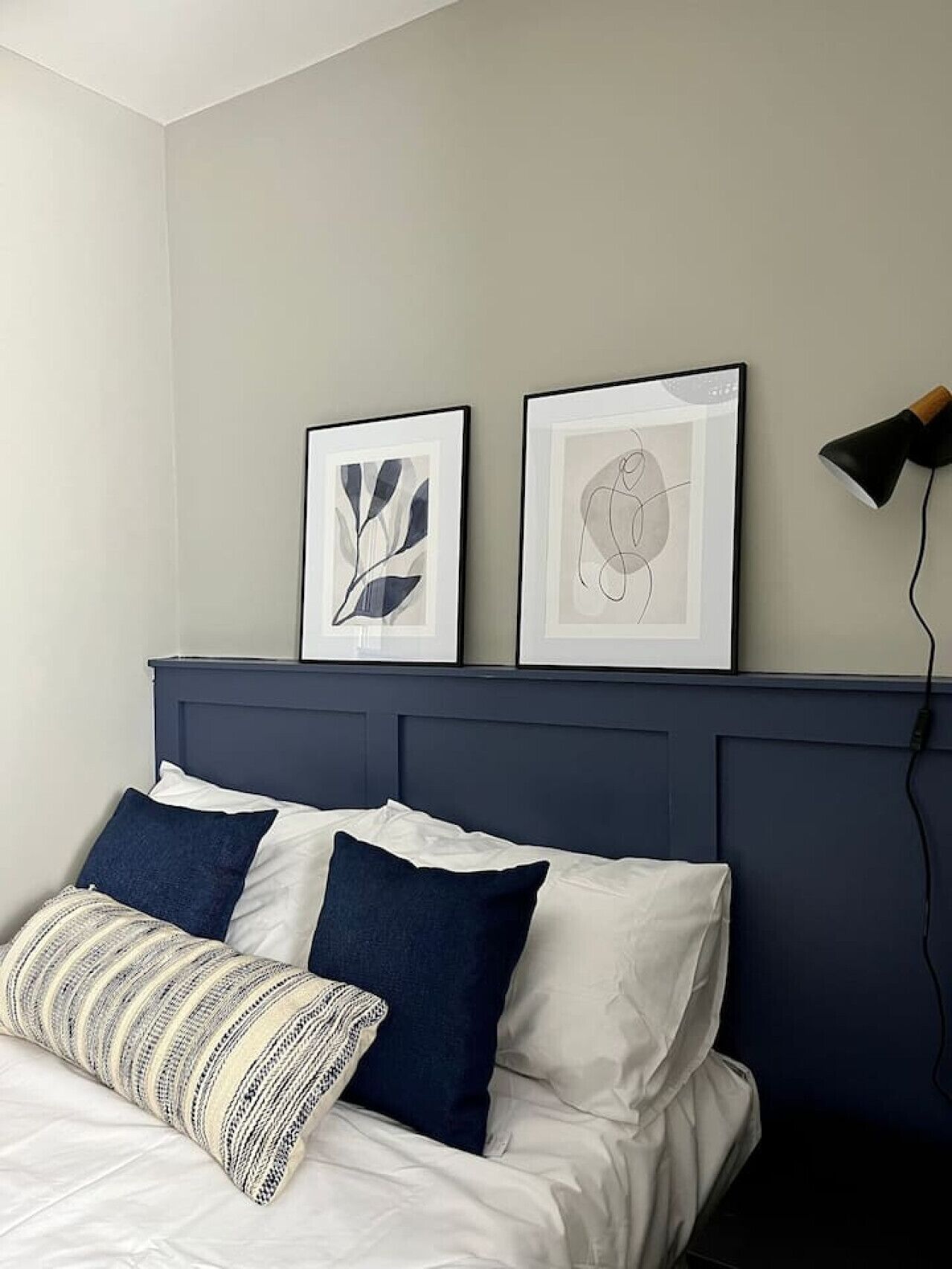 1 soverom, skrivebord, strykejern/-brett og wi-fi