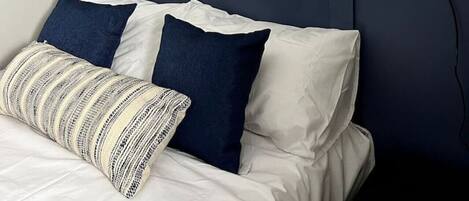 1 室のベッドルーム、デスク、アイロン / アイロン台、WiFi