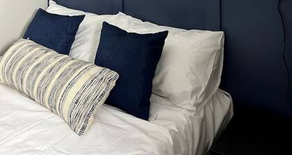 Cozy, stylish central apartment: free parking