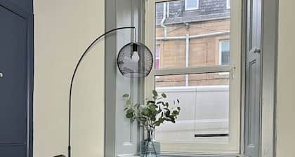 Cozy, stylish central apartment: free parking