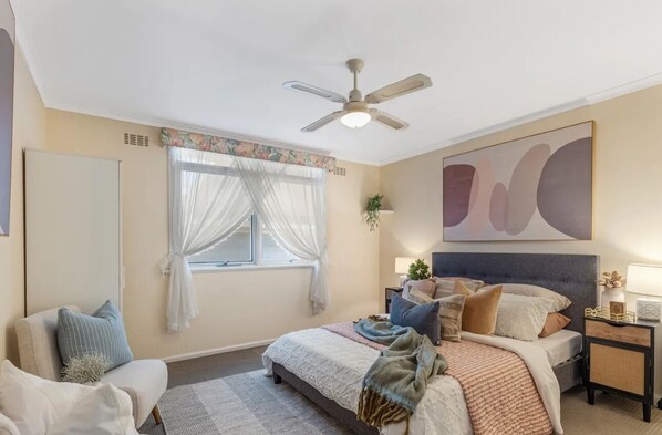 3 habitaciones, wifi gratis y ropa de cama 