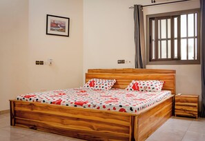 3 bedrooms, iron/ironing board, free WiFi, bed sheets - Lome City Apartment - 3 Bedrooms (Lomé)