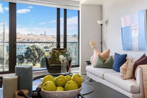 Apartment, 1 Bedroom | Living area