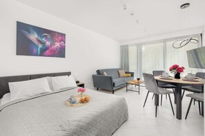 Fer et planche à repasser, Wi-Fi, draps fournis