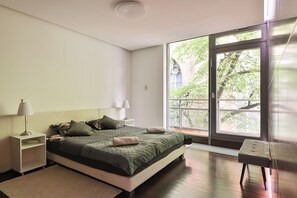 1 bedroom, iron/ironing board, WiFi, bed sheets - St. Peters Apartment (Riga)