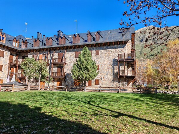 Exterior - Studio with fireplace Cosmos 3 Vall de Boí (Caldes de Boi)