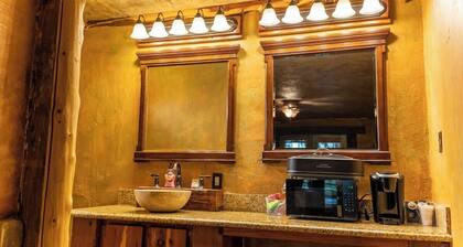 Spacious Ranch Farmhouse, Exquisite Sunrises