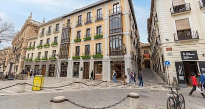 BIBO SUITES REAL CHANCILLERIA