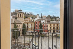 إطلالة على المدينة