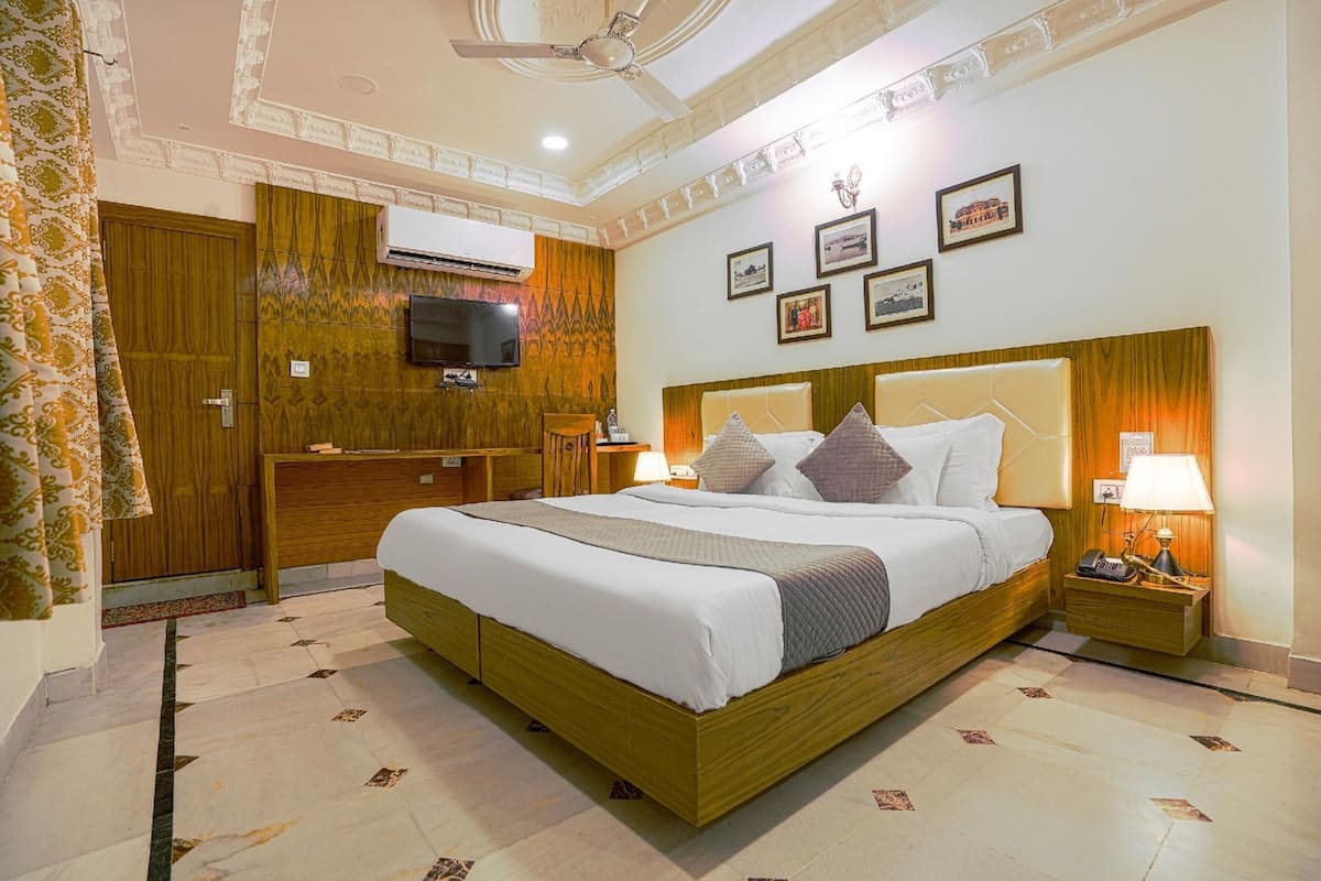 Haveli Deluxe