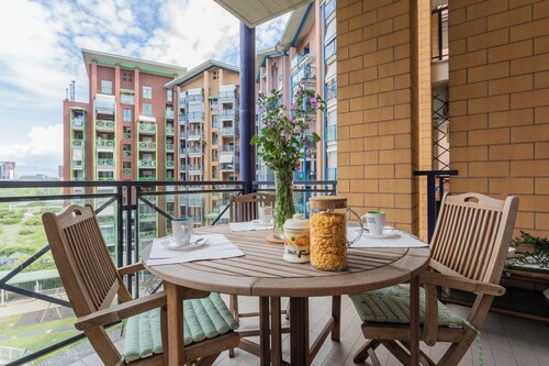 Bright Apartment near Parco Dora 