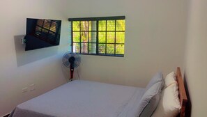 1 quarto, Wi-Fi de cortesia, roupa de cama